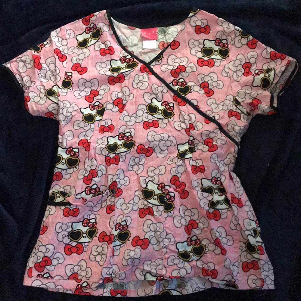 Scrub top